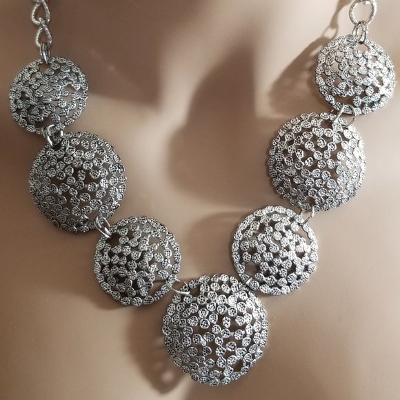 Dana Buchman Vintage Concho Silver Tone Necklace Nice Abstract - Picture 11 of 16